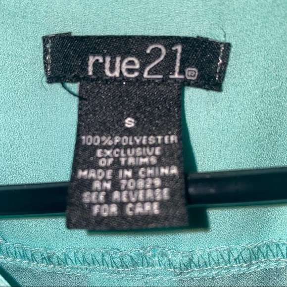 Women’s blouse - Picture 3 of 5